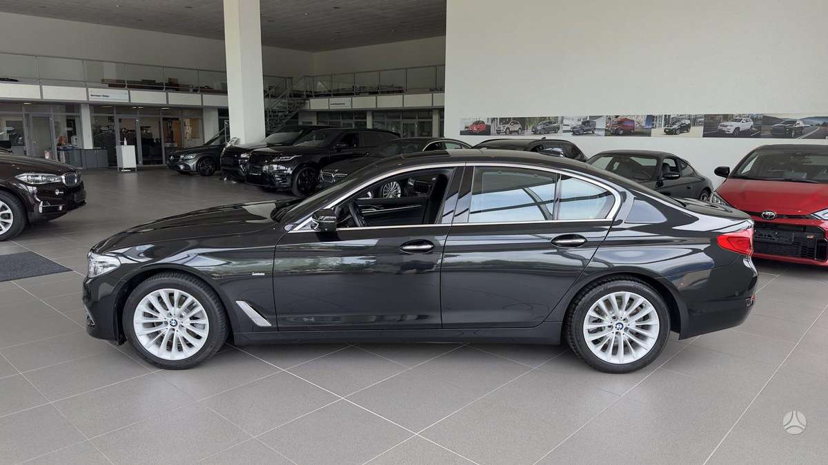 BMW 520, 2.0 l., Седан