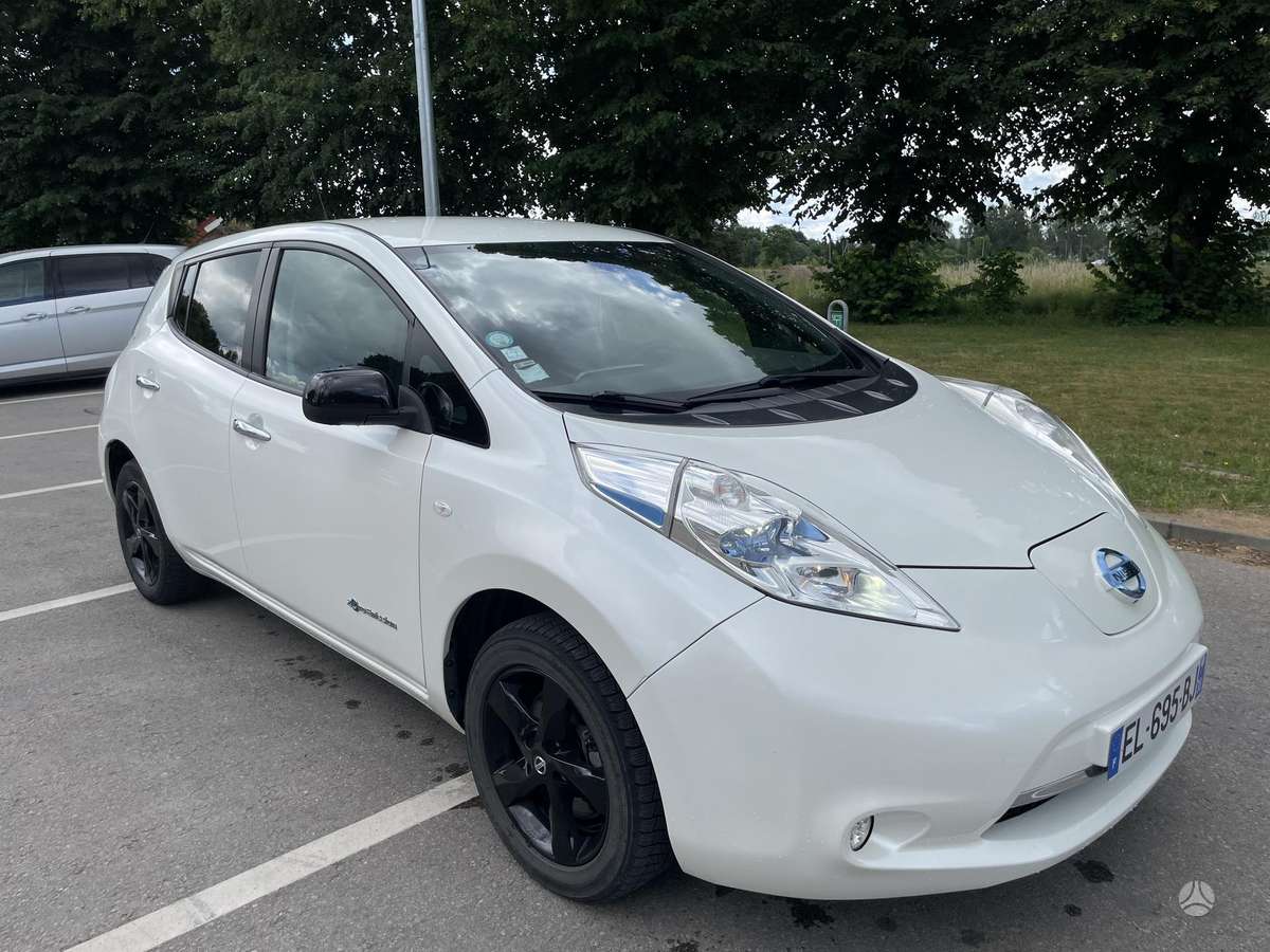 Nissan Leaf, 30 kWh, hečbekas
