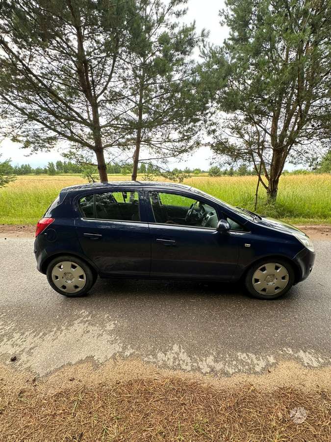 Opel Corsa, 1.7 l., Хэтчбек