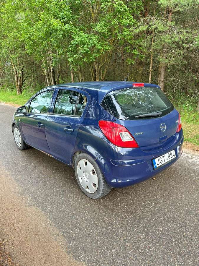 Opel Corsa, 1.7 l., Хэтчбек