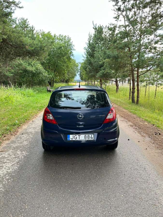 Opel Corsa, 1.7 l., Хэтчбек