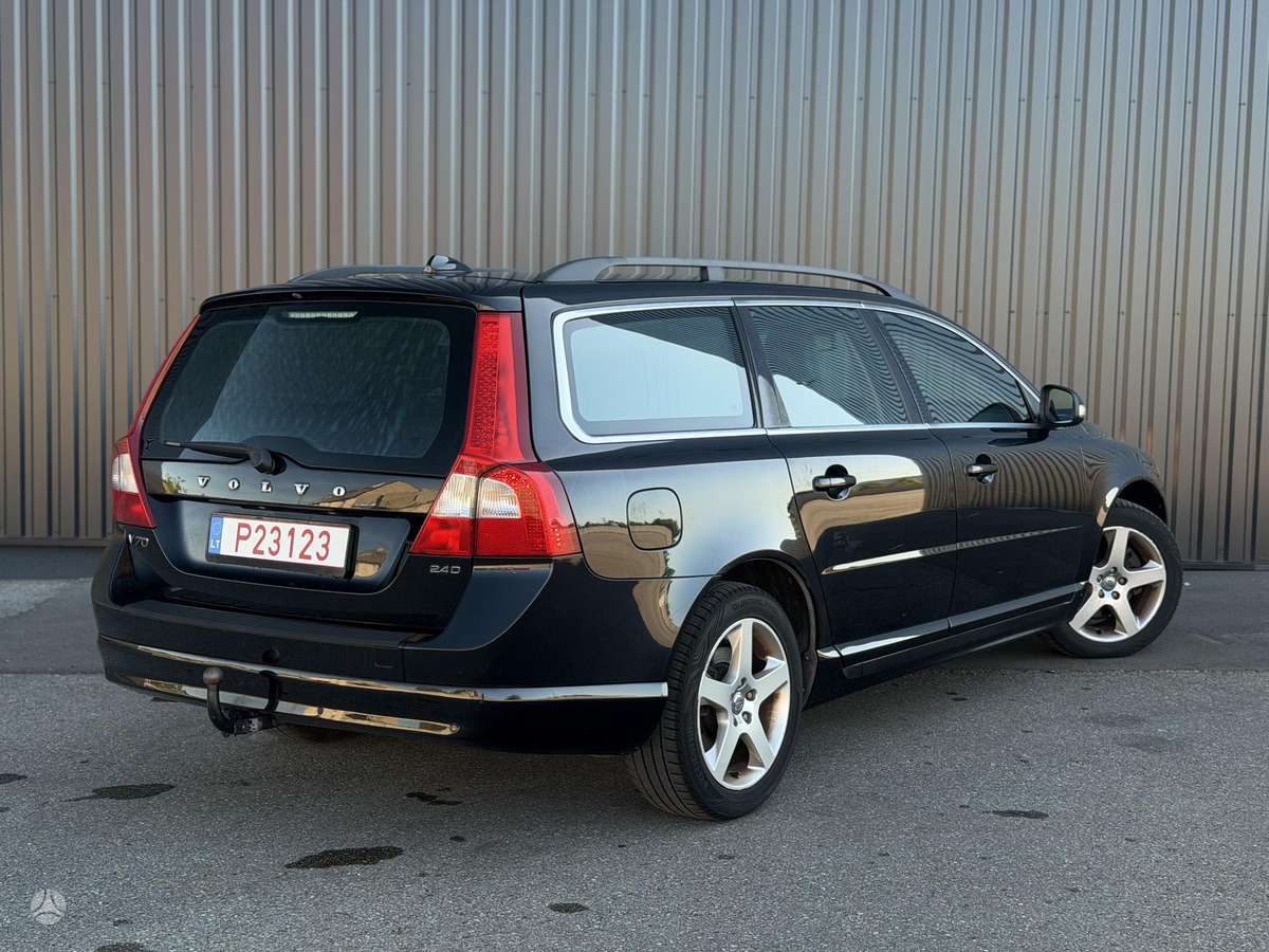 Volvo V70, 2.4 l., wagon