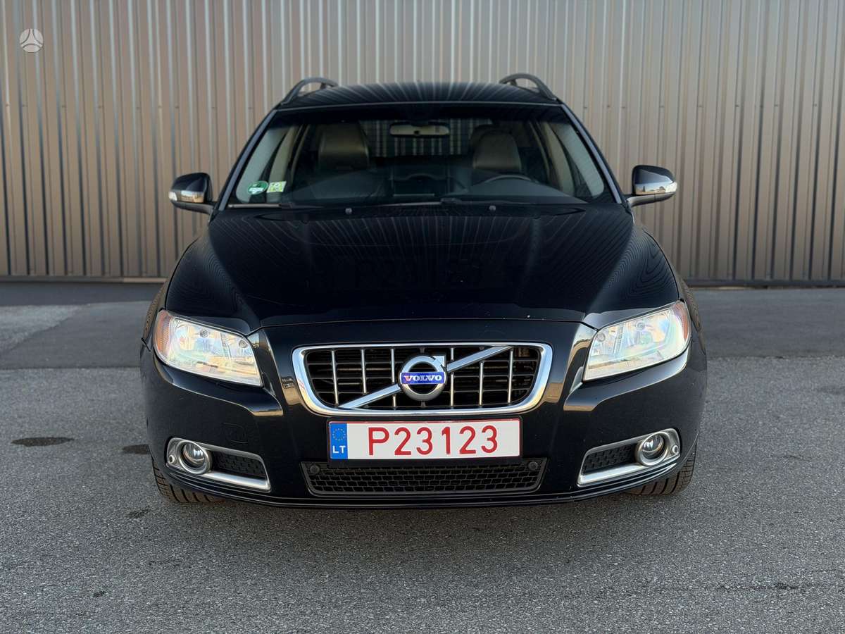 Volvo V70, 2.4 l., wagon