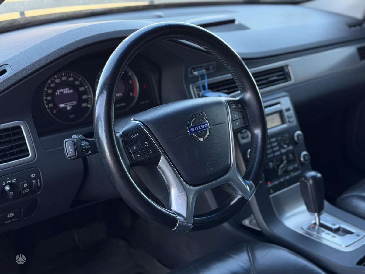 Volvo V70, 2.4 l., wagon