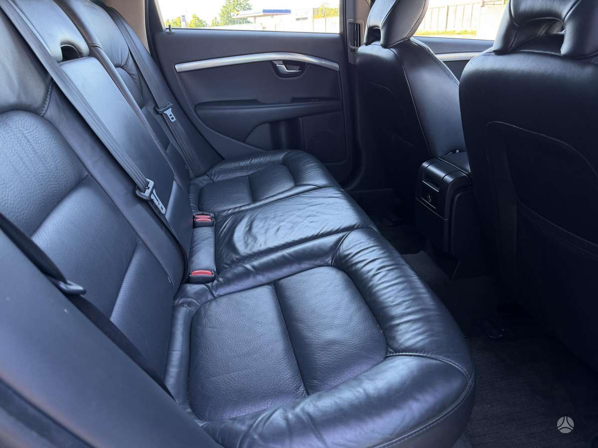 Volvo V70, 2.4 l., wagon