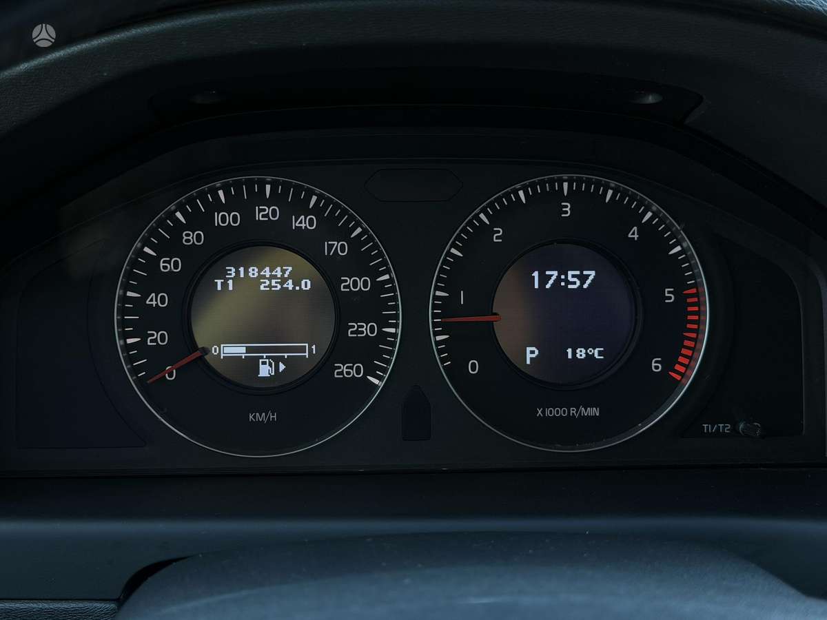 Volvo V70, 2.4 l., wagon
