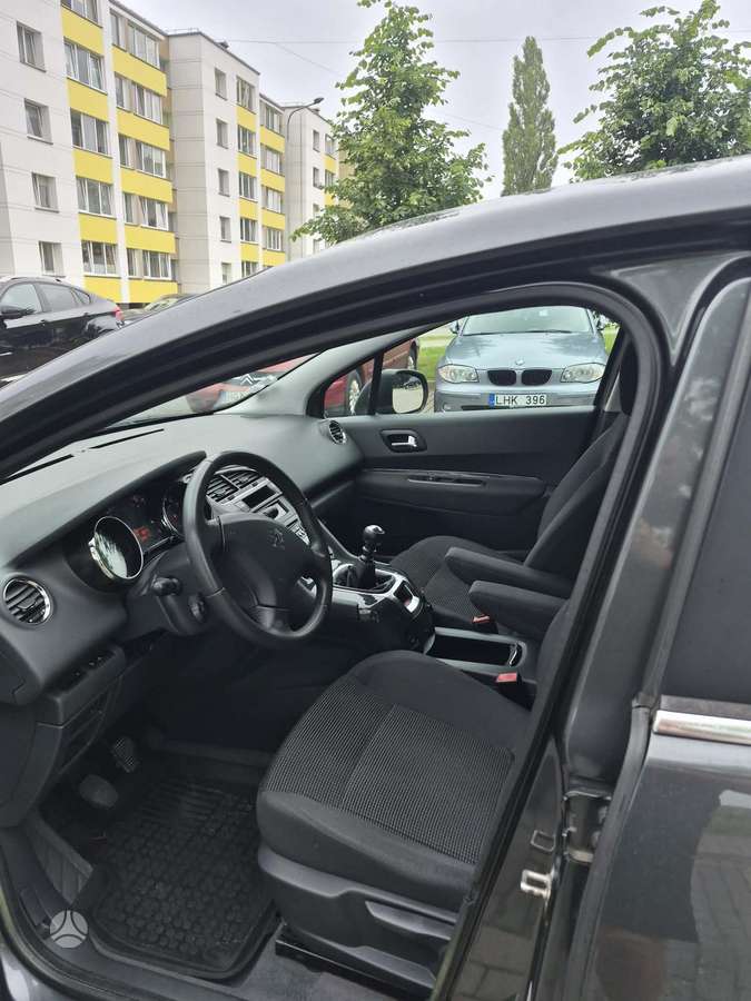 Peugeot 5008 - 2