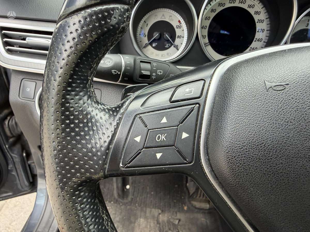 Mercedes-Benz E220, 2.1 l., Универсал
