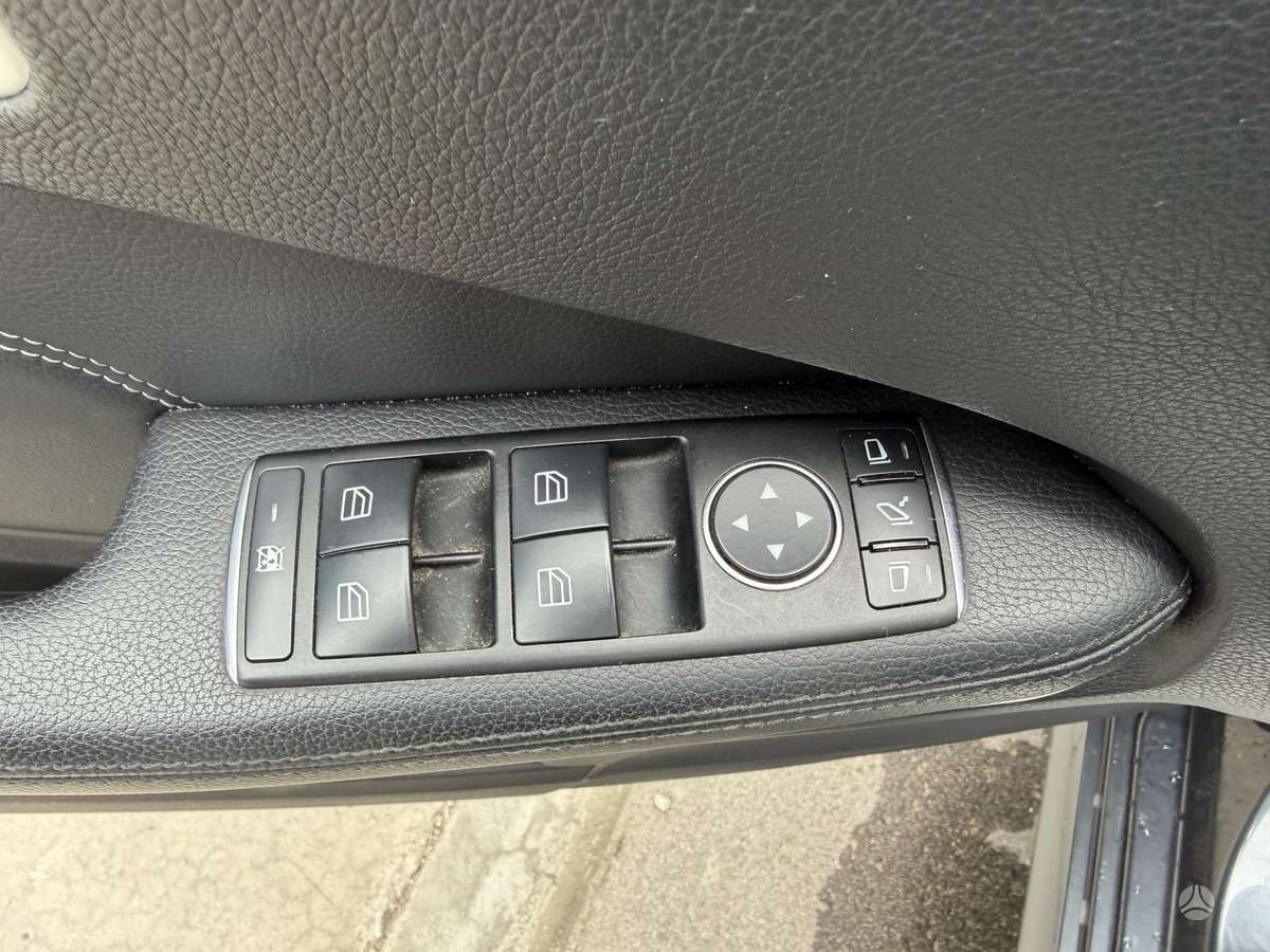 Mercedes-Benz E220, 2.1 l., Универсал
