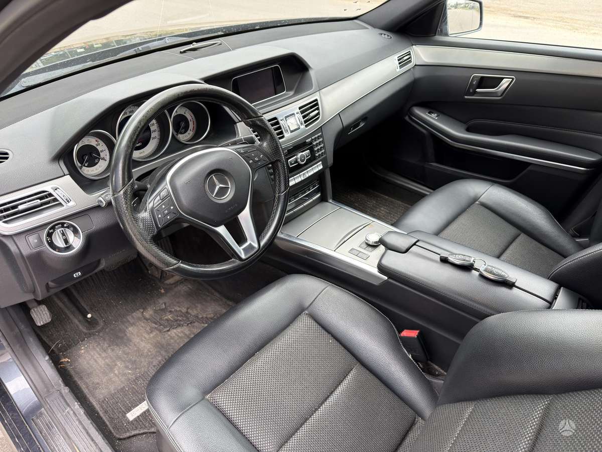 Mercedes-Benz E220, 2.1 l., Универсал