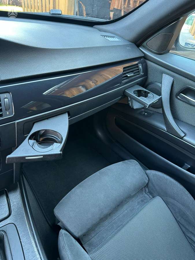 BMW 325, 3.0 l., wagon