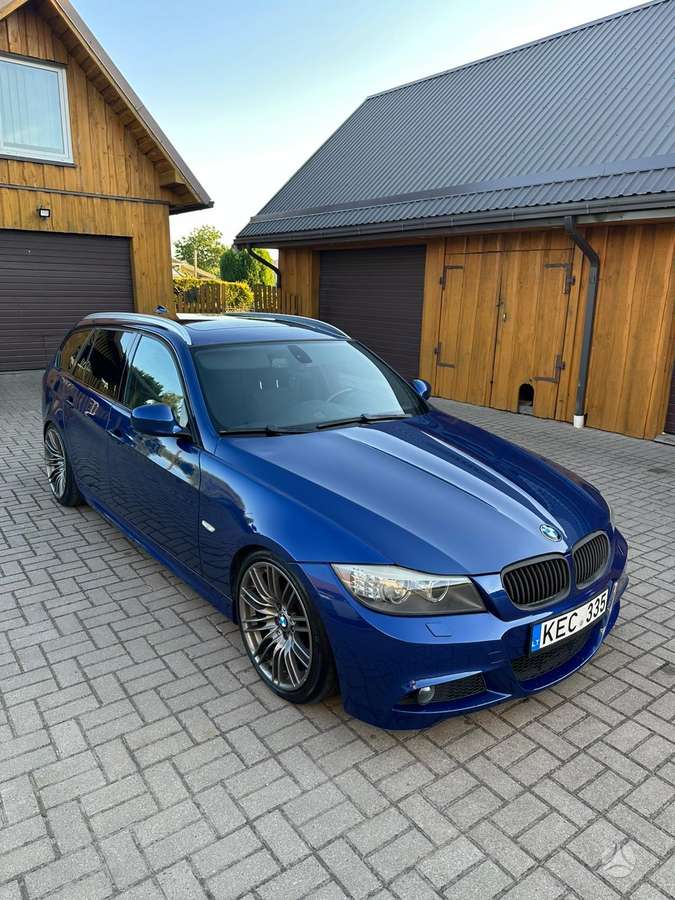 BMW 325, 3.0 l., wagon
