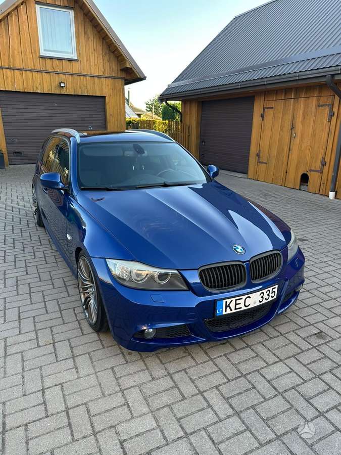 BMW 325, 3.0 l., wagon