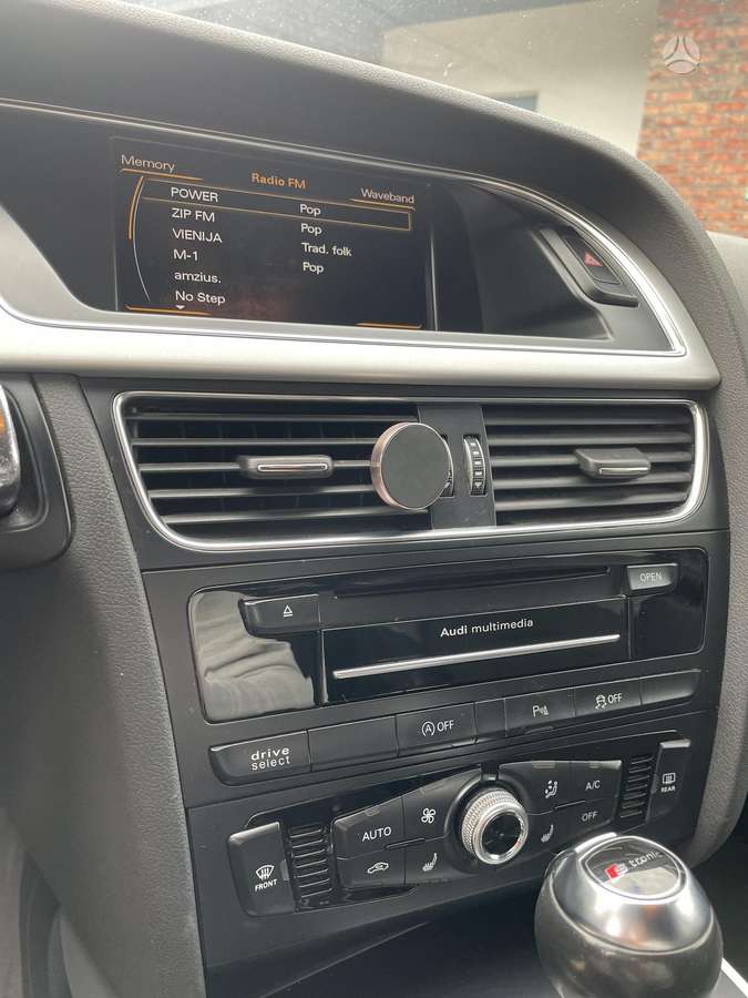 Audi A4, 2.0 l., Универсал