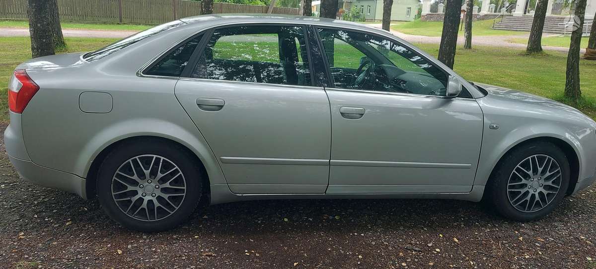 Audi A4, 2.5 l., Седан
