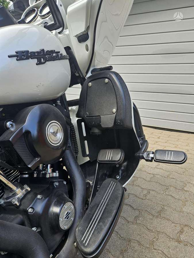 Harley-Davidson FLTR 1690cc, touring / sport touring