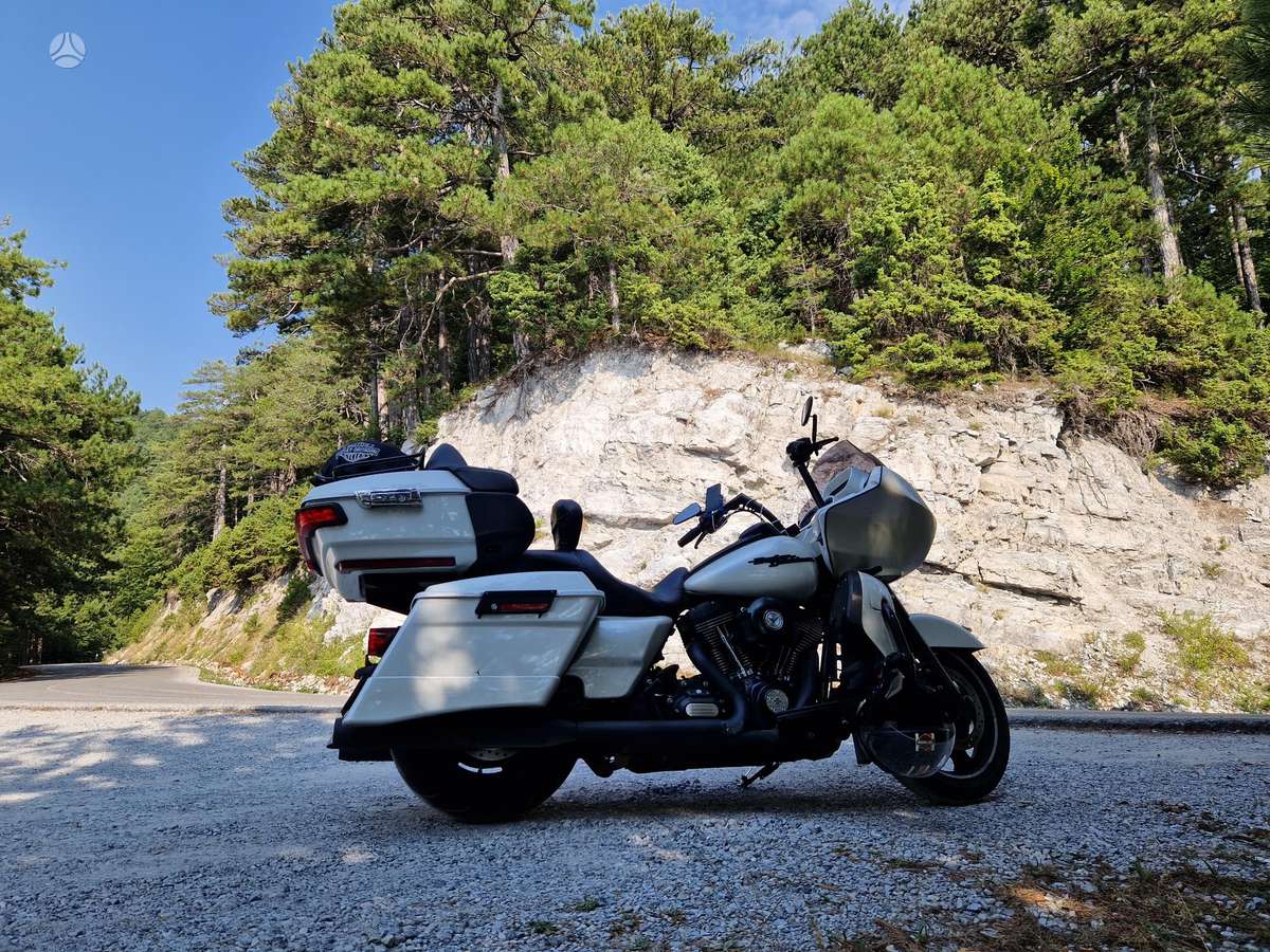Harley-Davidson FLTR 1690cc, touring / sport touring