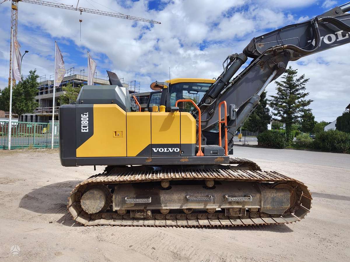Volvo EC180EL, excavator