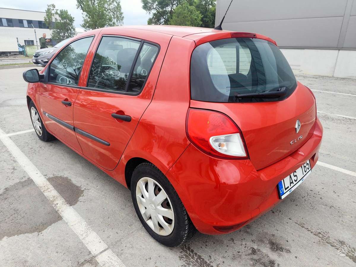 Renault Clio - 5