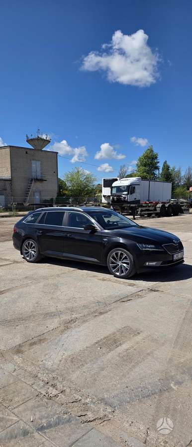 Skoda Superb, 2.0 l., wagon