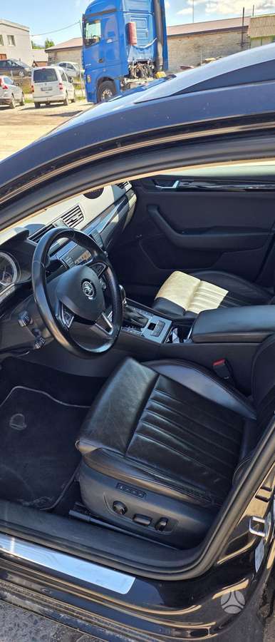 Skoda Superb, 2.0 l., wagon