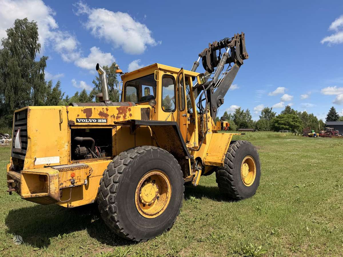 Volvo BM 4400, самоходные погрузчики