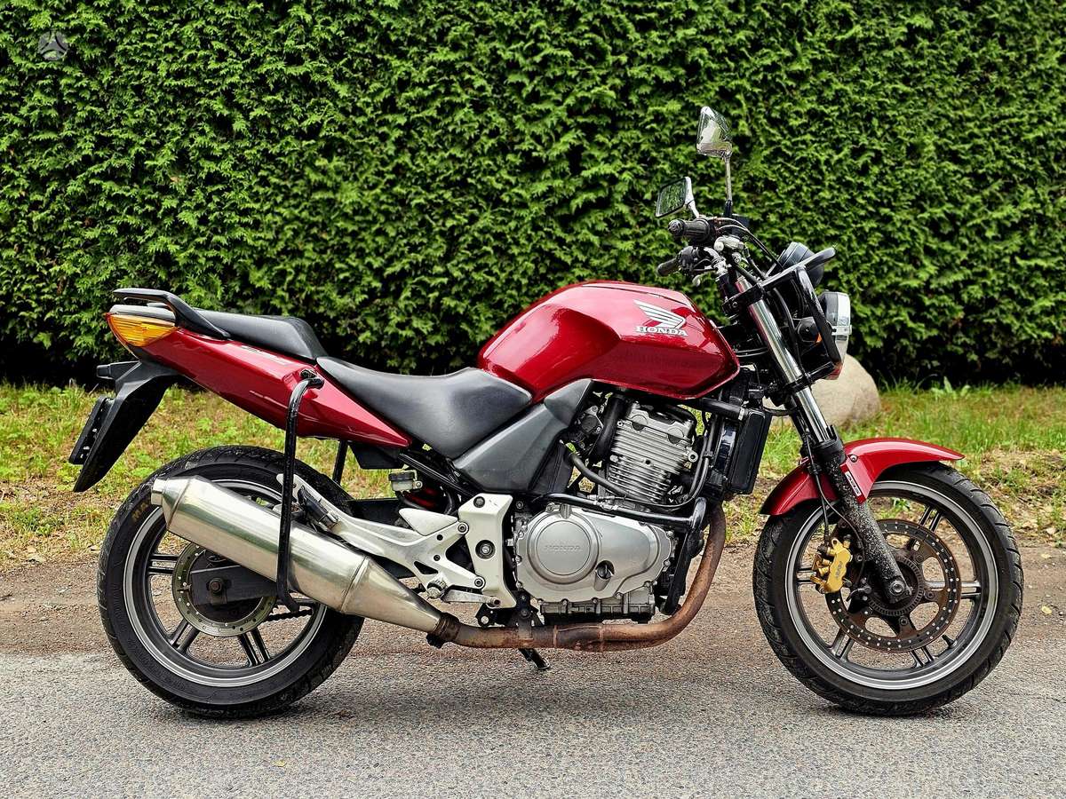 Honda CBF 500cc, street / classic