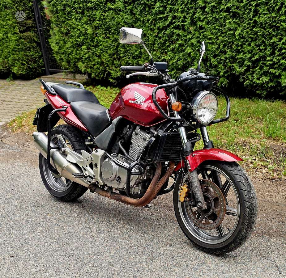 Honda CBF 500cc, street / classic