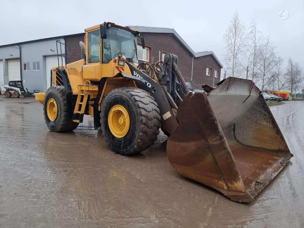 Volvo L180E, frontaliniai krautuvai