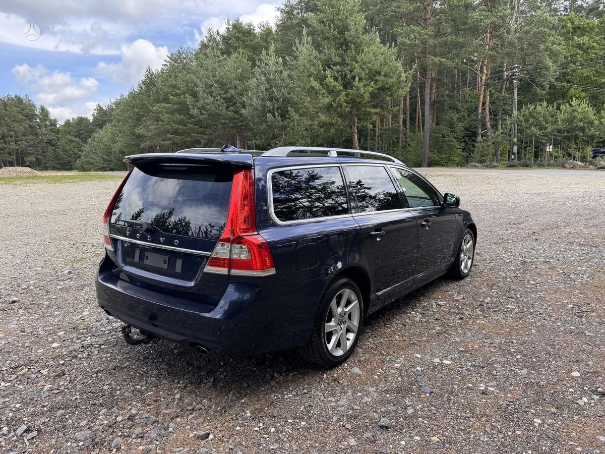 Volvo V70, 2.0 l., Универсал