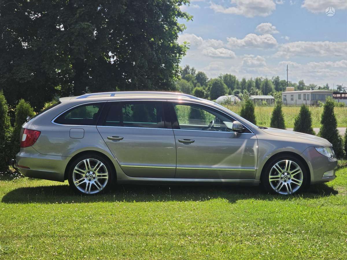 Skoda Superb, 2.0 l., Универсал
