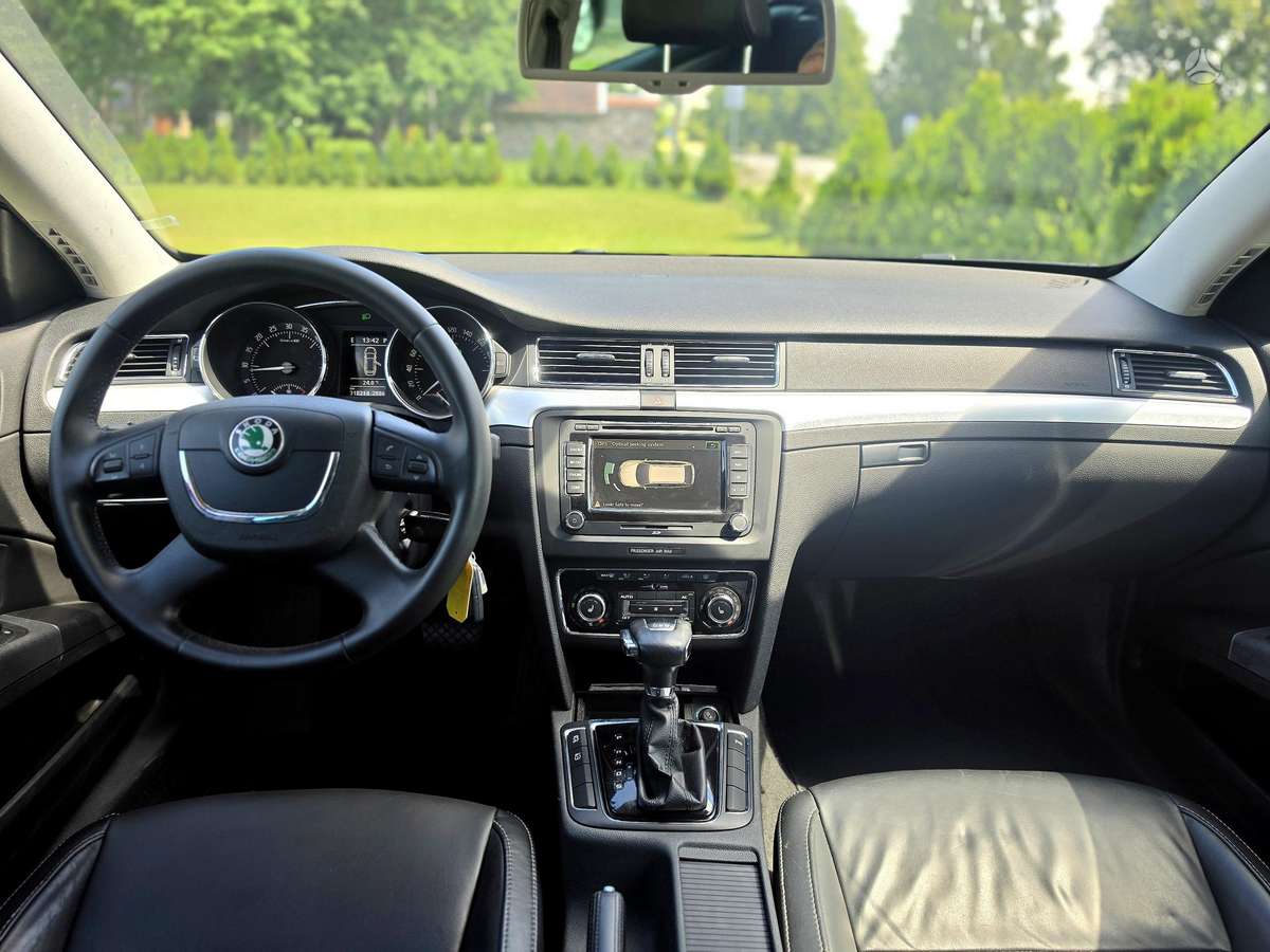 Skoda Superb, 2.0 l., Универсал