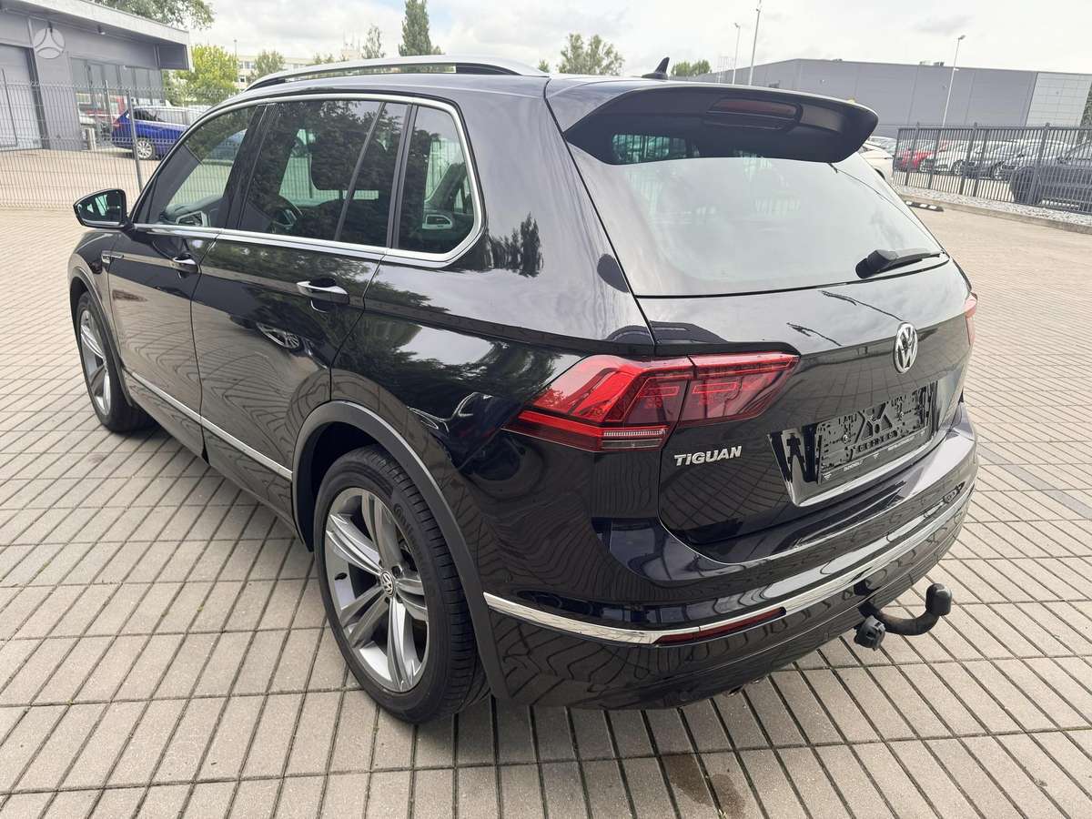 Volkswagen Tiguan - 5