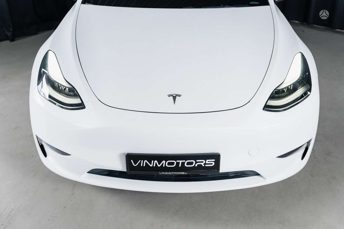 Tesla Model Y, off-road / crossover