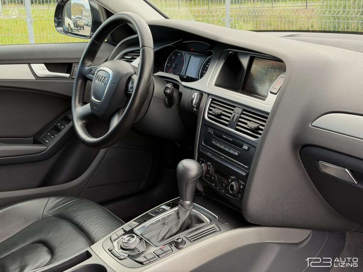 Audi A4, 2.0 l., universalas