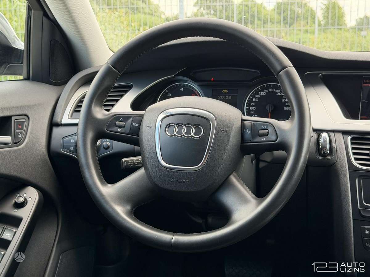 Audi A4, 2.0 l., universalas