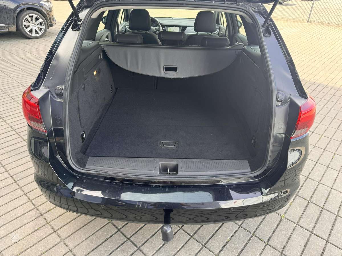 Opel Astra, 1.2 l., Универсал
