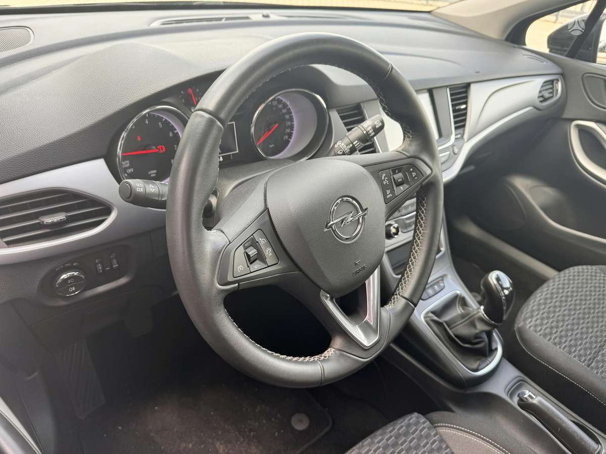 Opel Astra, 1.2 l., Универсал
