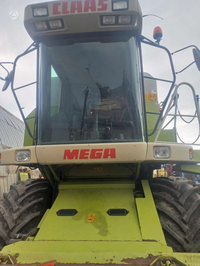 Claas MEGA-202, kombainai