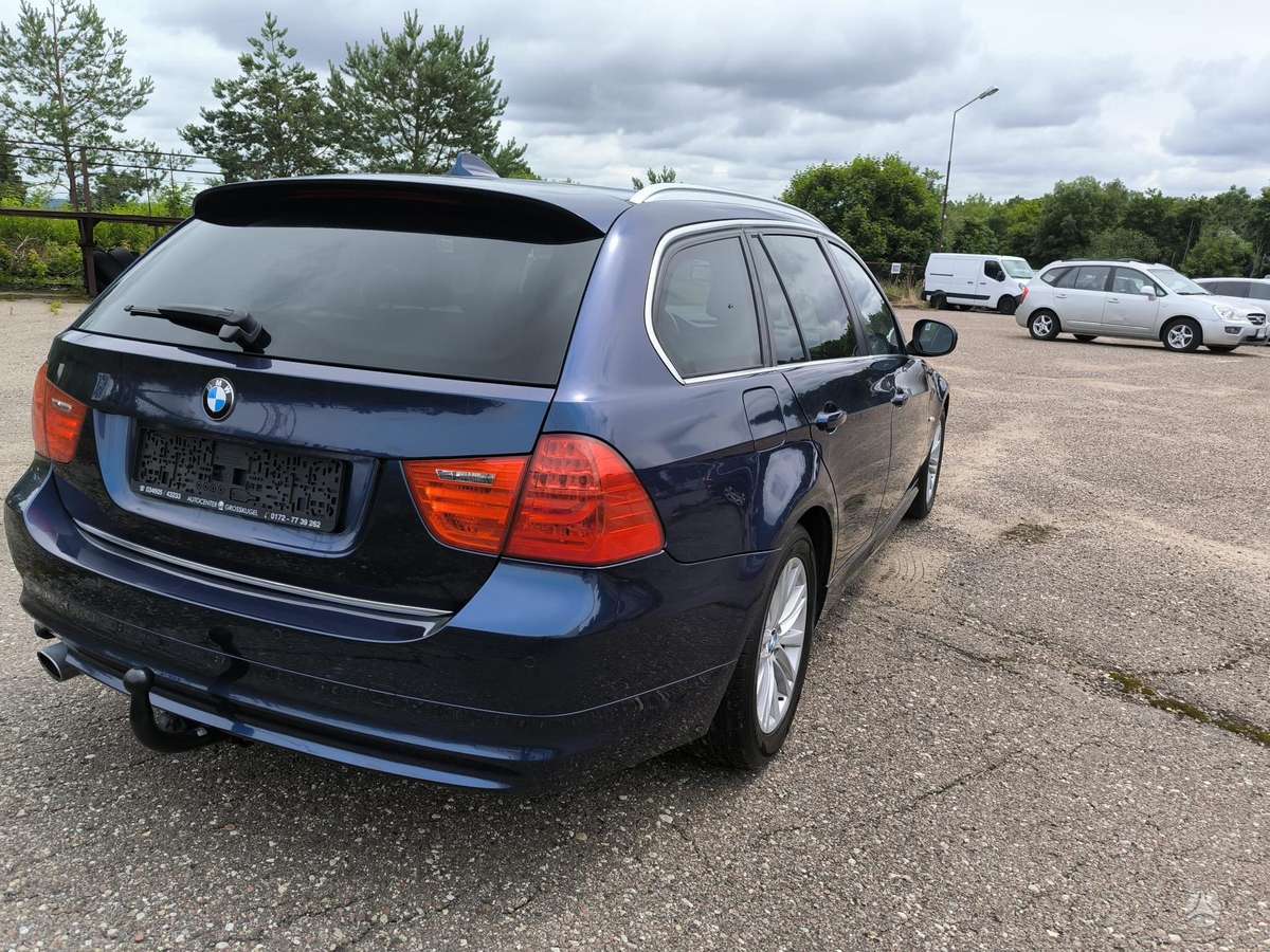 BMW 320, 2.0 l., wagon