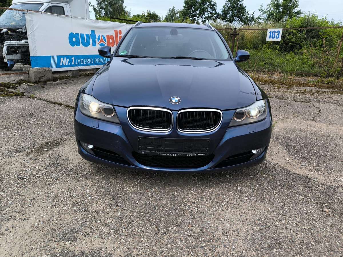 BMW 320, 2.0 l., universalas