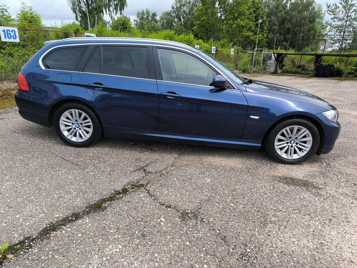 BMW 320, 2.0 l., wagon
