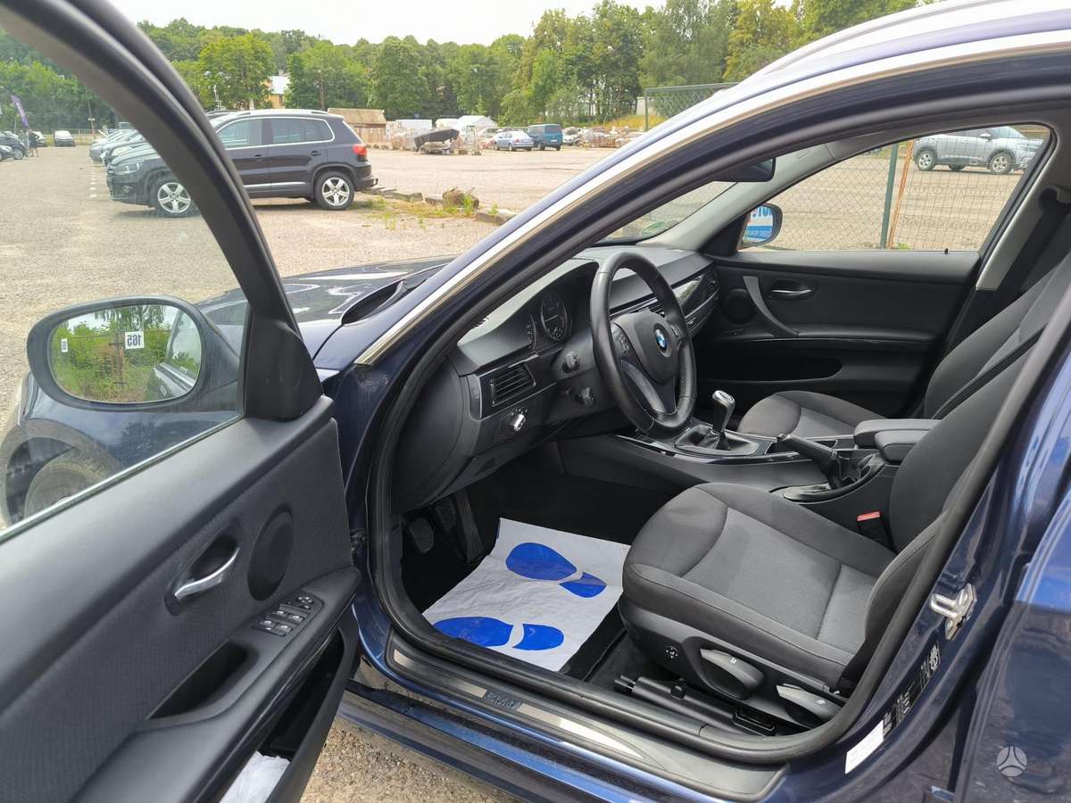 BMW 320, 2.0 l., wagon