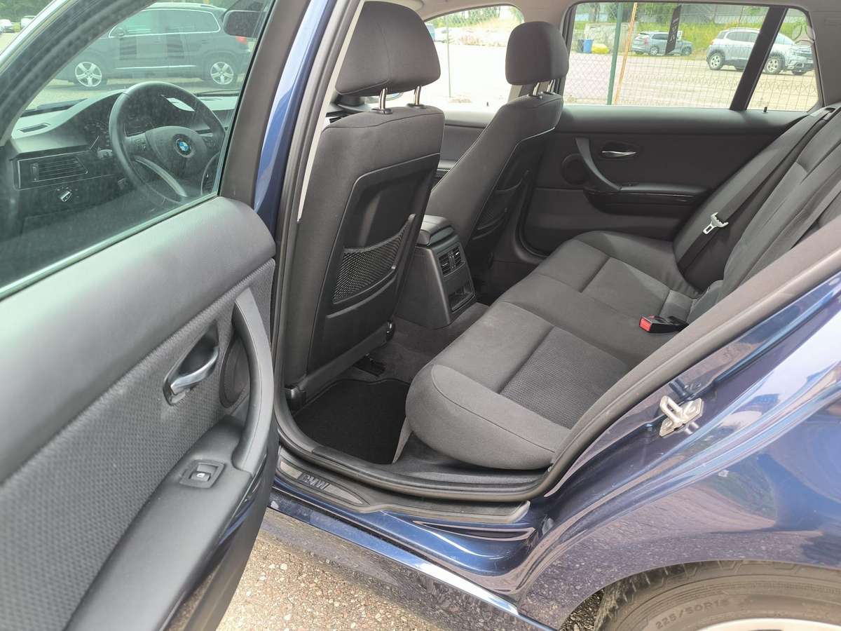 BMW 320, 2.0 l., universalas