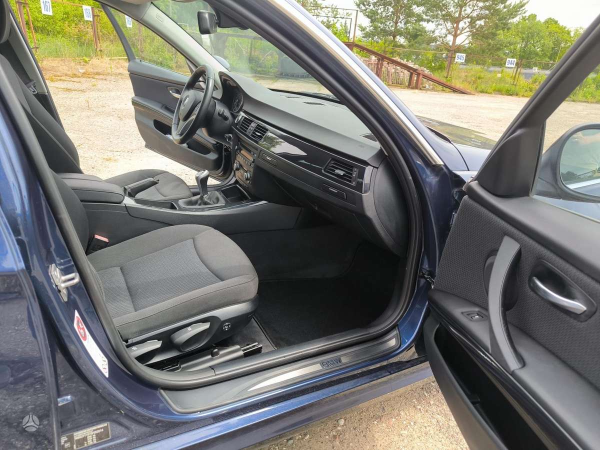 BMW 320, 2.0 l., universalas