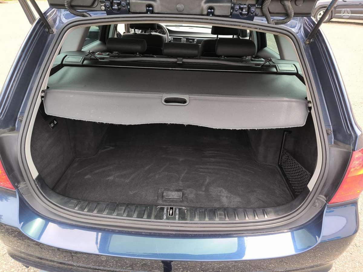 BMW 320, 2.0 l., wagon