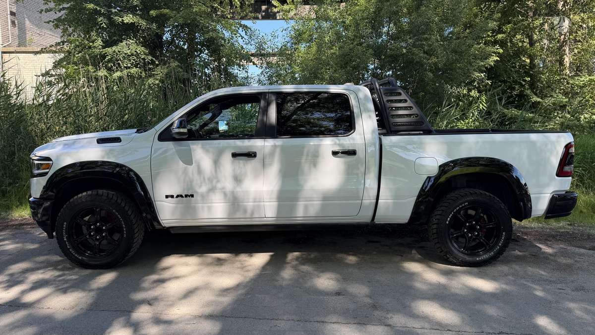 Dodge Ram, 5.7 l., Пикап