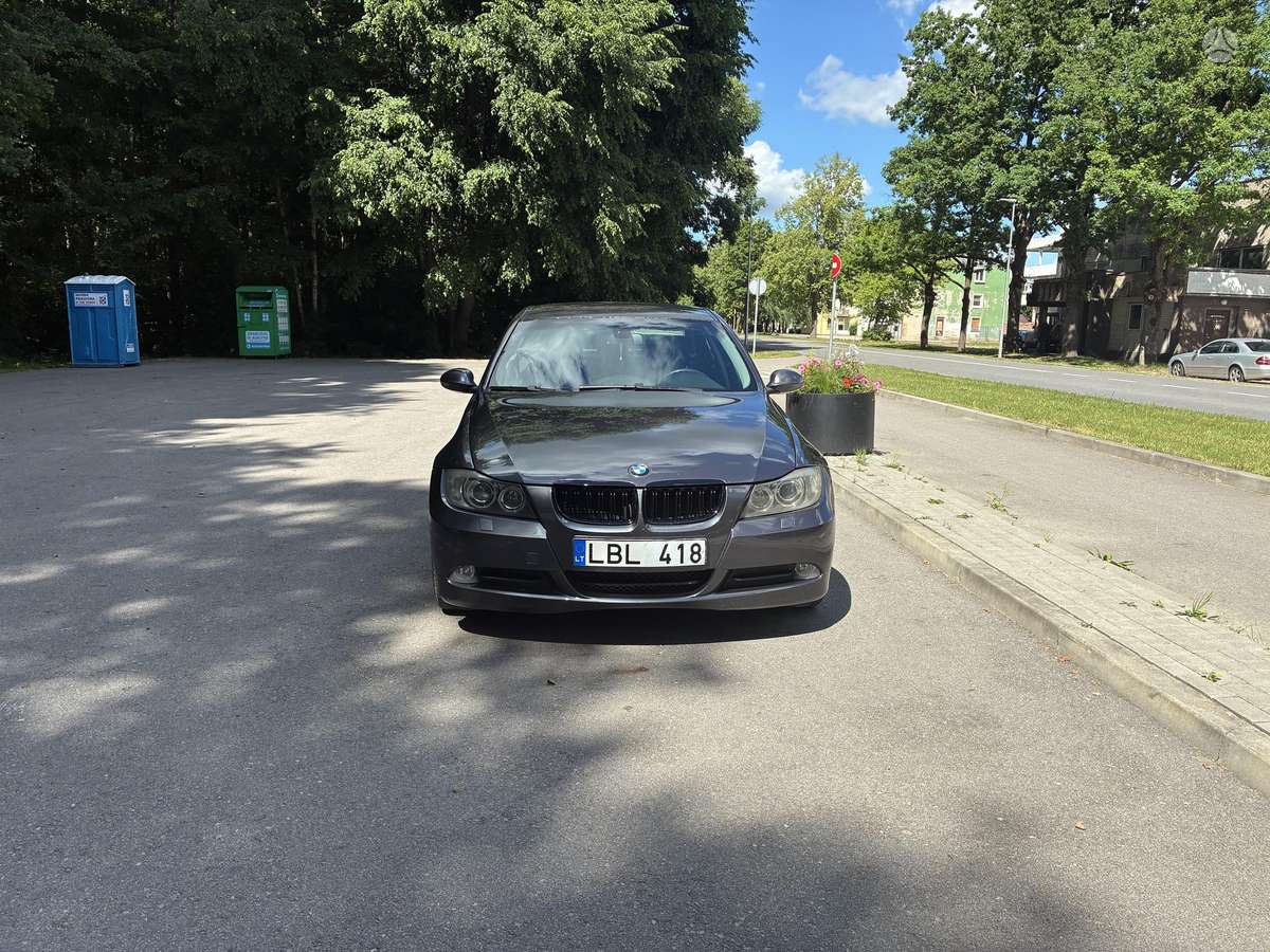 BMW 320, 2.0 l., sedanas