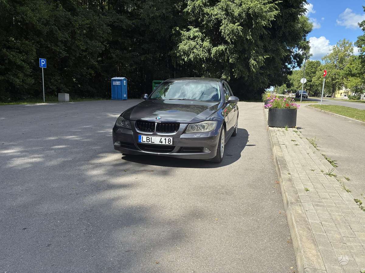 BMW 320, 2.0 l., sedanas