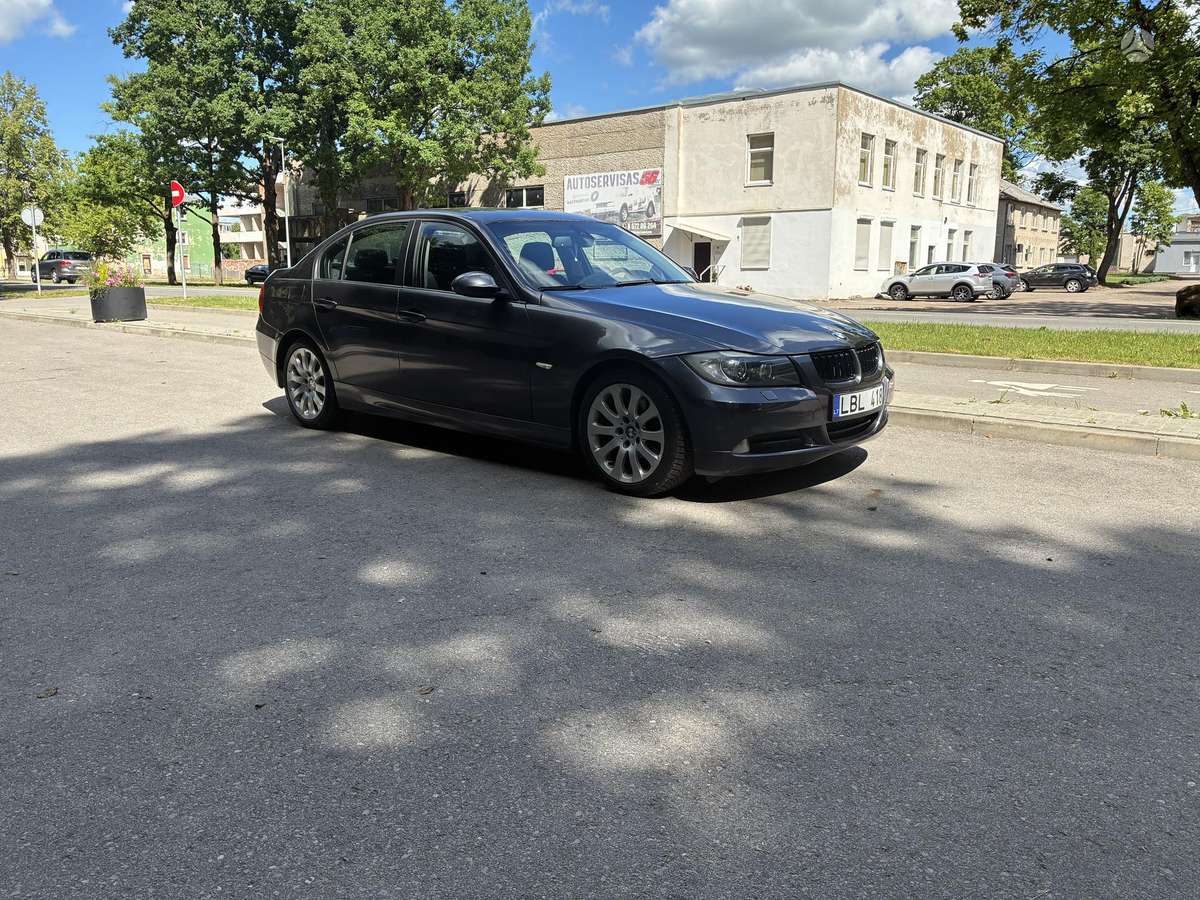 BMW 320, 2.0 l., sedanas